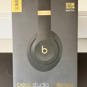Beats Studio3 Wireless Headphones - Black